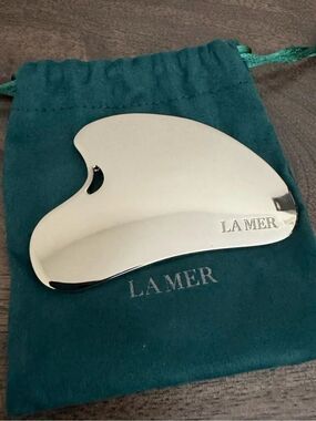 La Mer Stainless Silver Facial Massage Tool